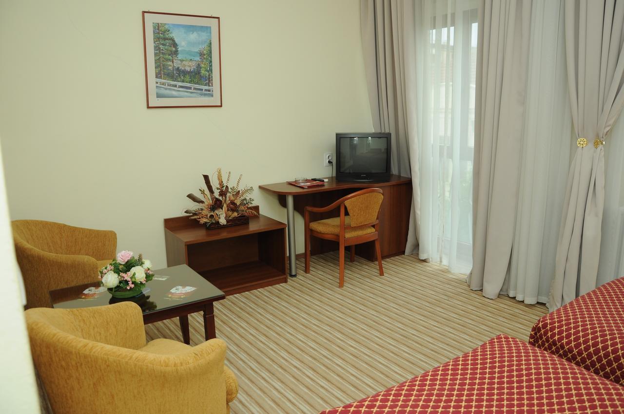 Hotel Shirok Sokak Bitola Esterno foto